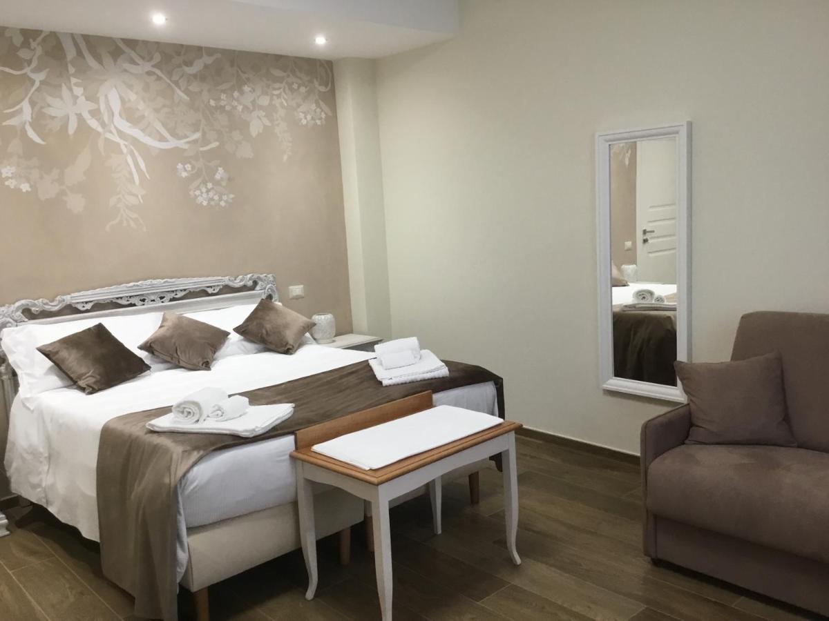 מטרה Cavaliere Suite & Rooms מראה חיצוני תמונה